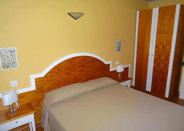 Precioso De Dos Hab. En Calan Bosch Διαμέρισμα *