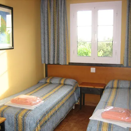 Precioso De Dos Hab. En Calan Bosch * Ciutadella