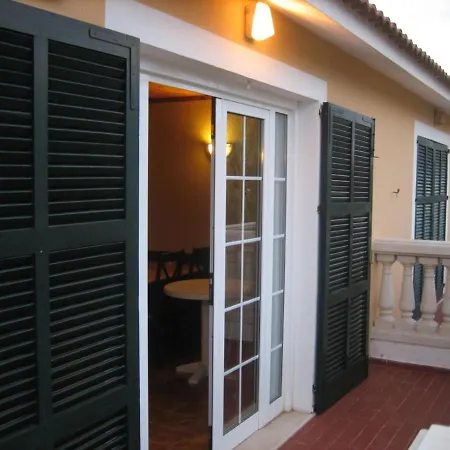 Precioso De Dos Hab. En Calan Bosch * Ciutadella